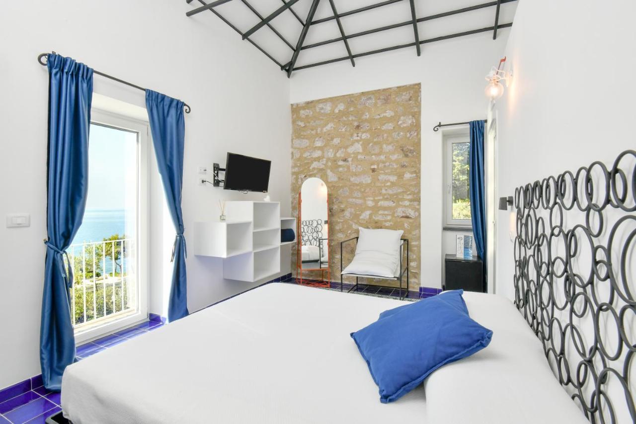 Albeca Boutique Hotel - Relais De Charme Sul Mare Castellabate Exterior photo